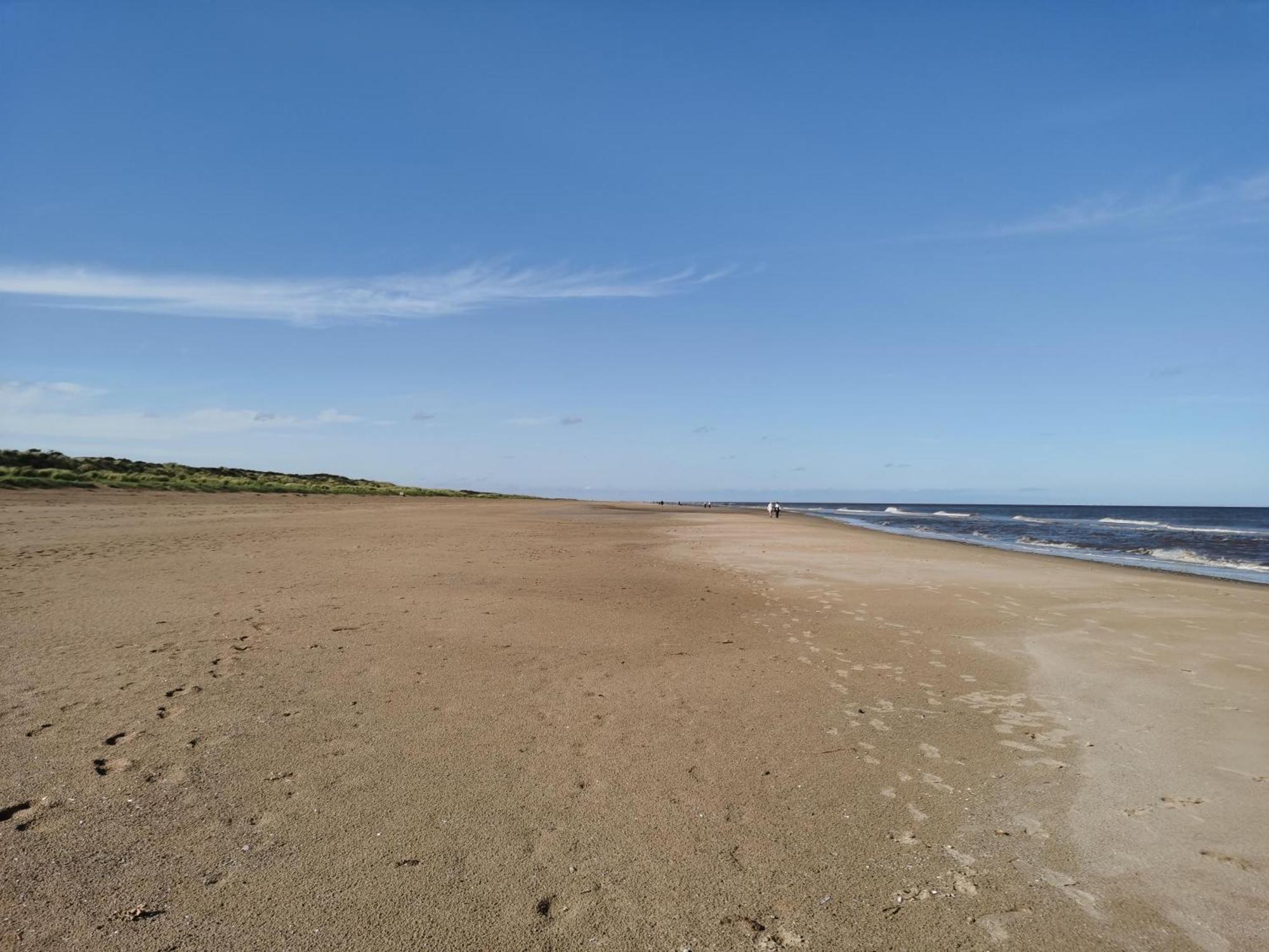 Golden Sands Activities Sea Relax